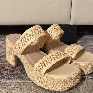 Steve Madden Beige Woven Platform Sandals